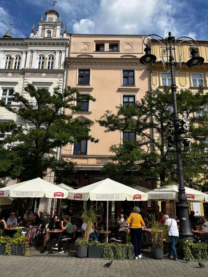 Pod Sloncem - Rynek Glowny Krasków Εξωτερικό φωτογραφία